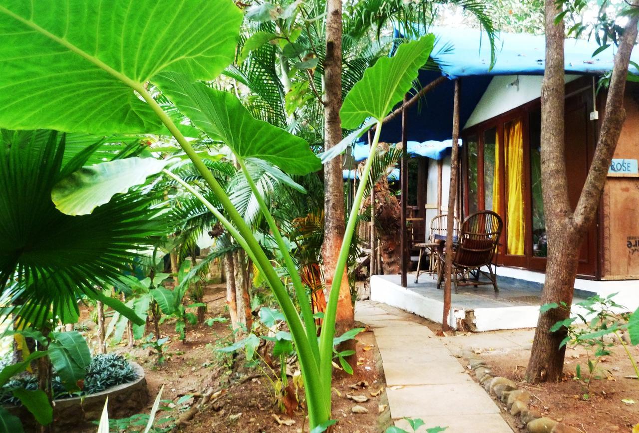 Secret Garden Resort Patnem Beach Esterno foto